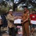 Wabup Balangan Serahkan Bantuan untuk Korban Kebakaran di Awayan dan Juai