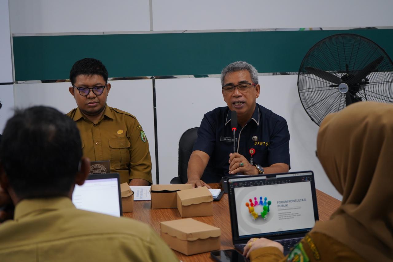DPMPTSP Balangan Evaluasi Lima Layanan Prioritas Melalui Forum Konsultasi Publik