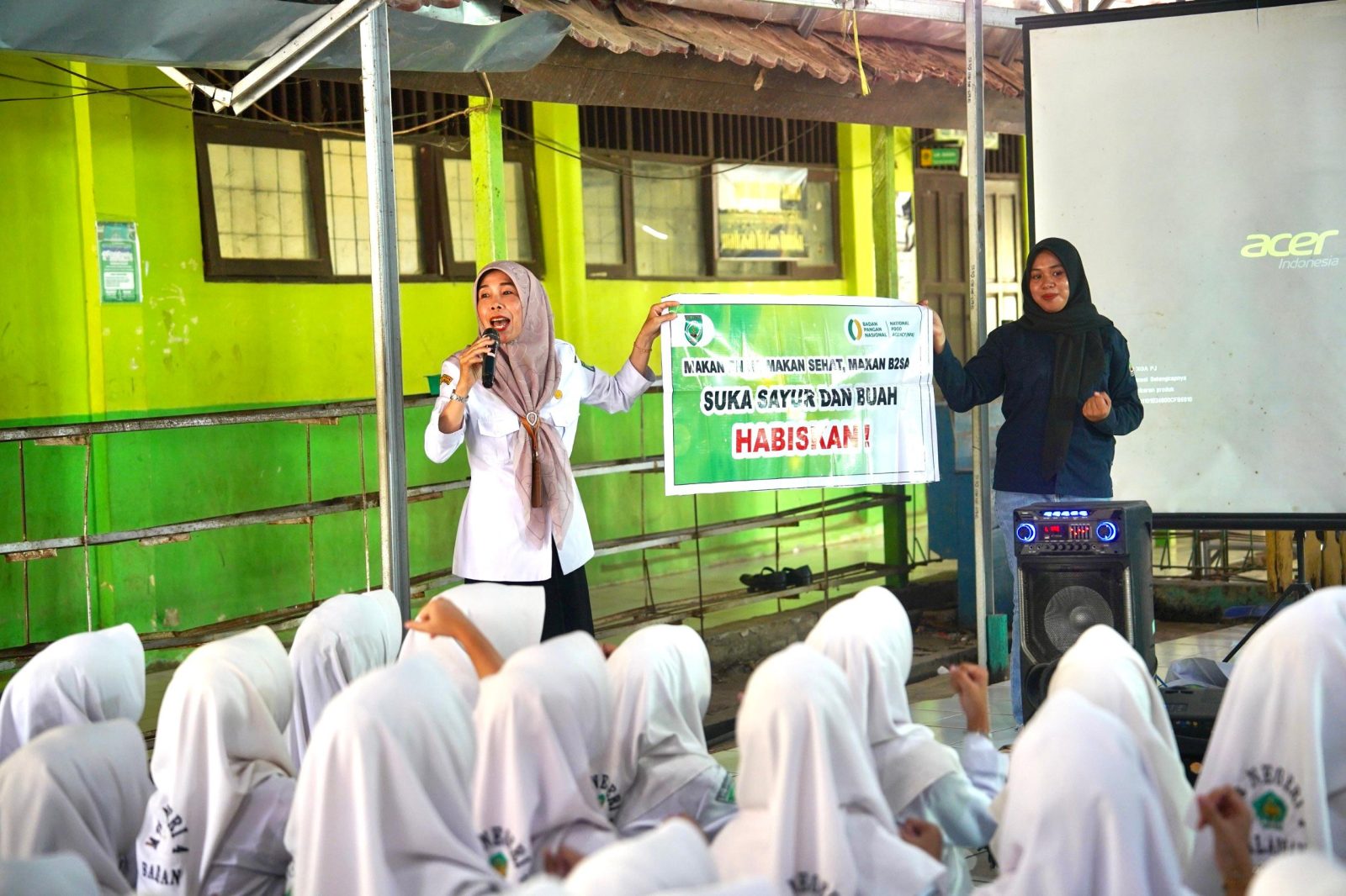 DKP3 Balangan Edukasi Pola Makan Sehat Lewat Program B2SA Goes to School