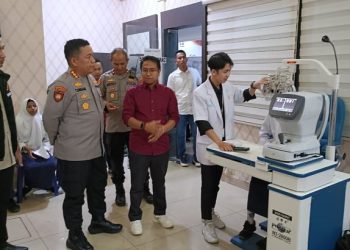 Ribuan Pelajar Jalani Pemeriksaan Mata, 619 Terima Kacamata Gratis dari Polresta Banjarmasin