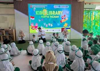 Kenalkan Budaya Membaca Sejak Dini, TK Al-Mushallun Kunjungi Palnam