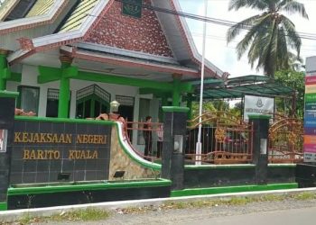 Kejari Barito Kuala Tahan Empat Tersangka Dugaan Korupsi Tata Kelola Keuangan PDAM