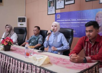 Desy Oktavia Sari Sosialisasikan Perda Perlindungan Perempuan dan Anak di HSS