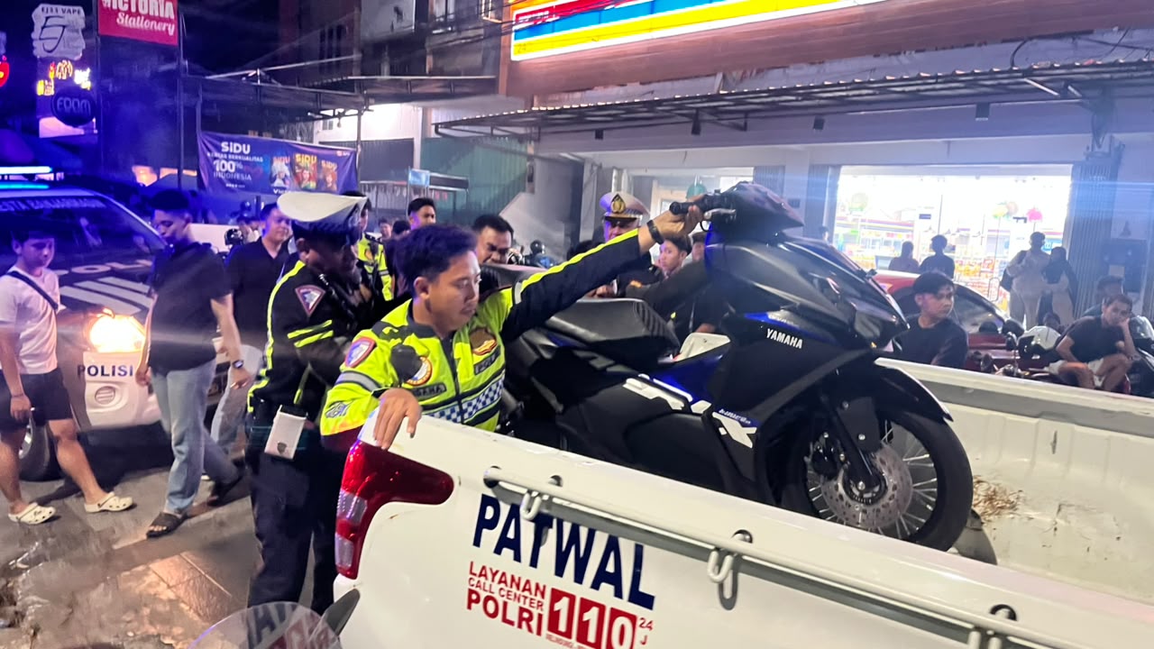 Parkir di Badan Jalan Jadi Sasaran, Satlantas Banjarmasin Tindak 35 Pelanggaran