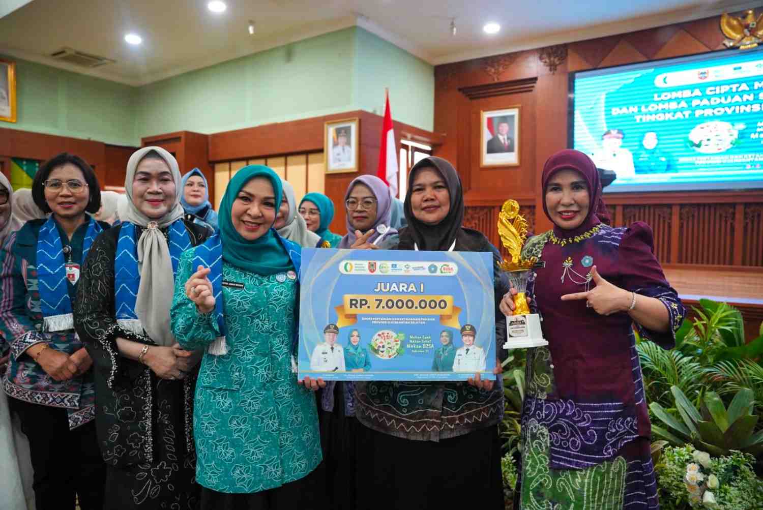 Bahan Pangan Lokal Antar Balangan Juara I Lomba B2SA Tingkat Kalsel