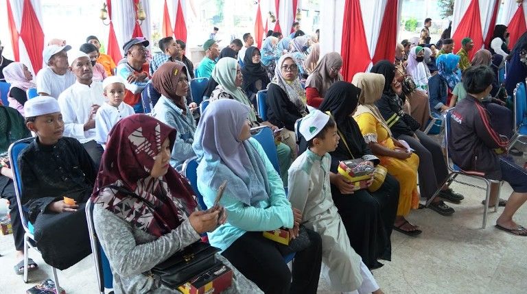 Perkuat Kerukunan di Usia Lima Abad, FKUB Banjarmasin Bagikan 250 Paket Sembako
