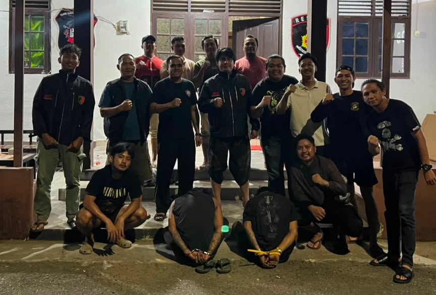 Diduga Gara-Gara Masalah Parkir, Pria di Martapura Dikeroyok hingga Alami Luka Tusuk