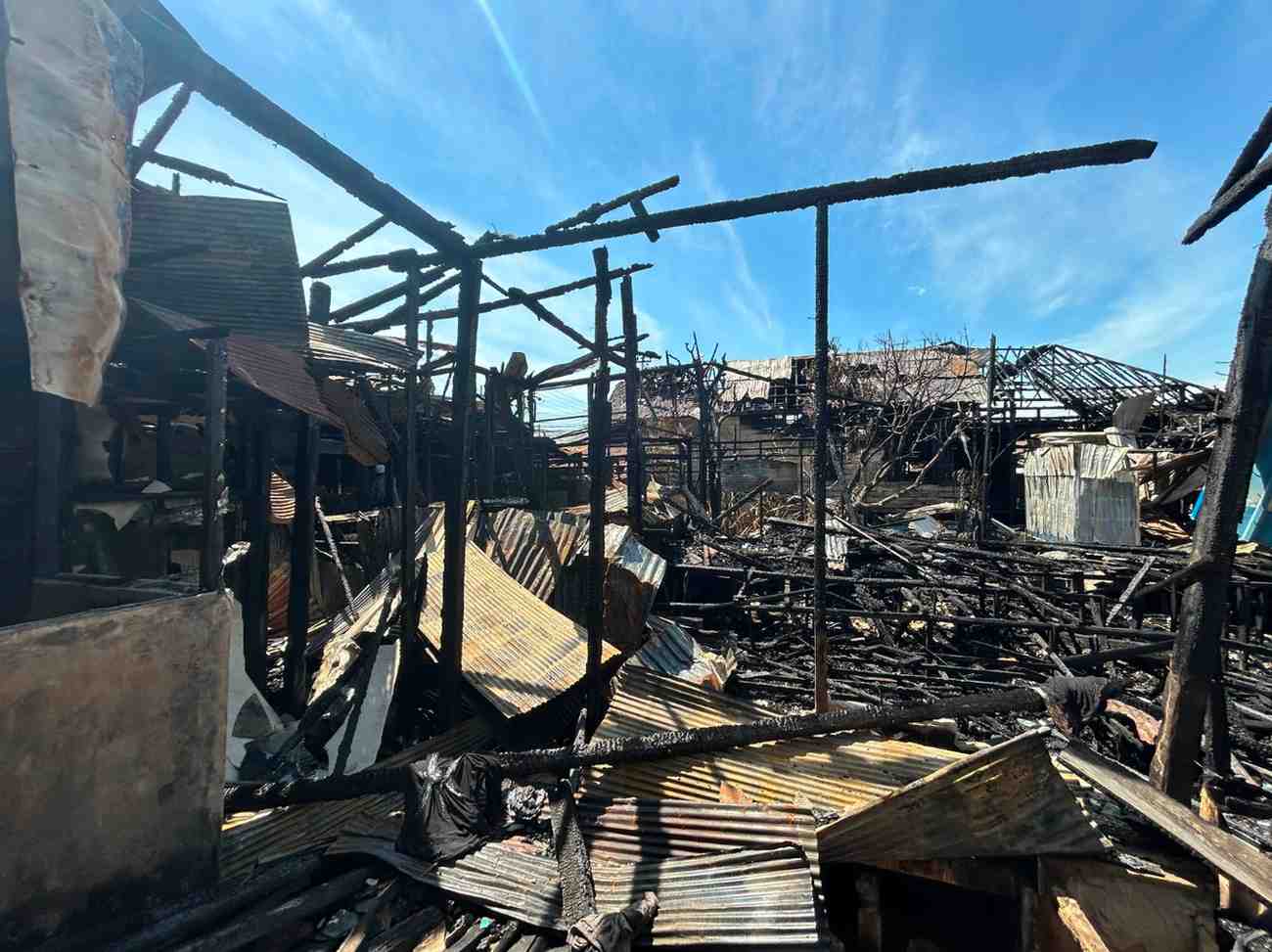 Dini Hari, Kebakaran di Kelayan Banjarmasin Hanguskan Dua Rumah dan Bedakan Tiga Pintu