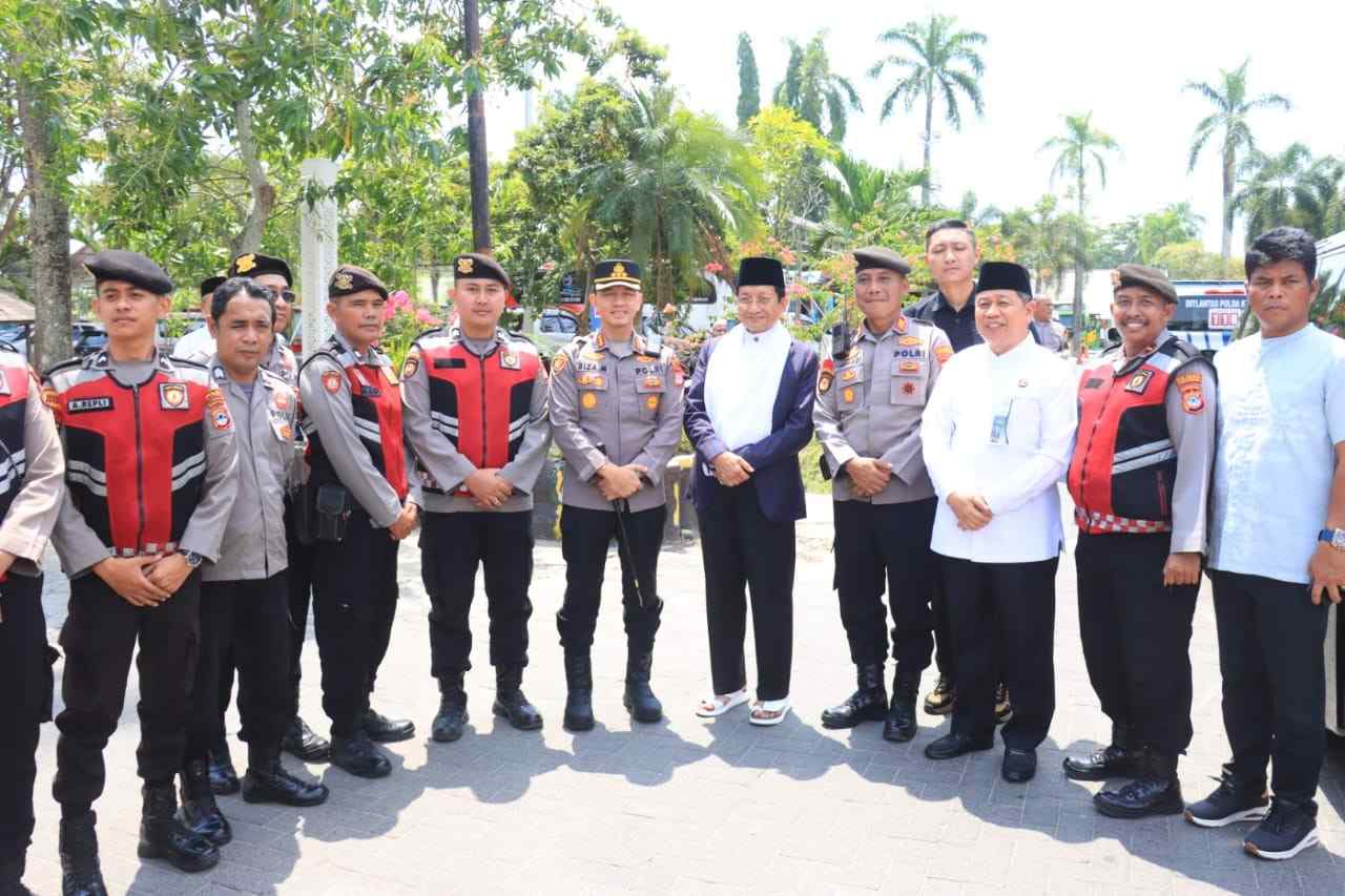 Kapolresta Banjarmasin Pimpin Pengamanan Kunjungan Menag Nasaruddin Umar