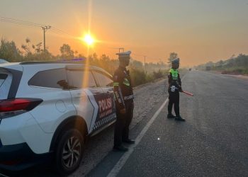 Antisipasi Lakalantas akibat Kabut Asap, Polres Batola Patroli Dini Hari hingga Pagi
