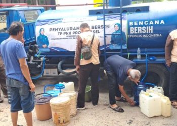 Warga Banjarmasin Kesulitan Air Bersih, Pemprov Kalsel Turunkan Tangki Bantuan