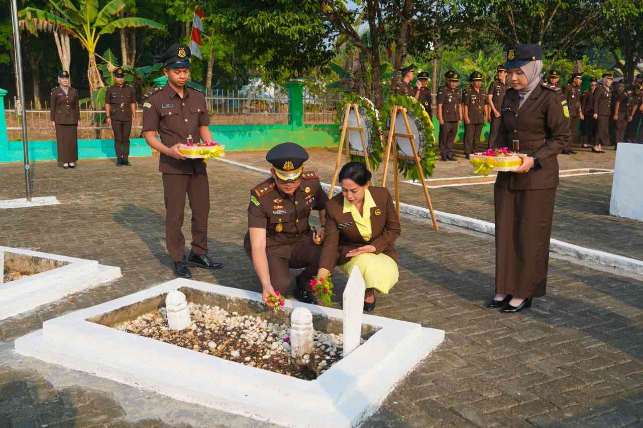 HUT ke-81 Kejaksaan, Kajari Balangan Tekankan Teladan Pengabdian Para Pahlawan