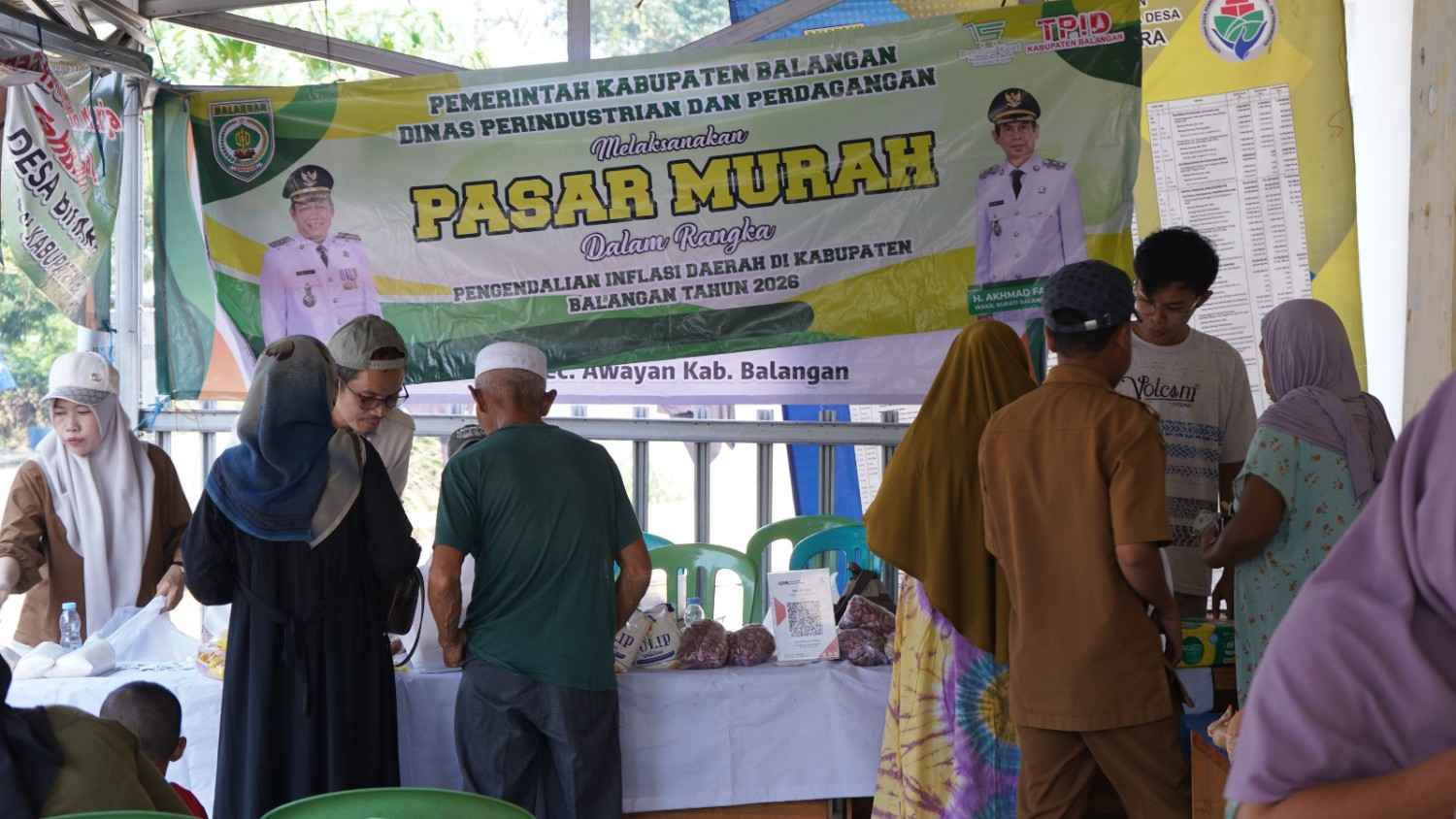 Pemkab Balangan Hadirkan Pasar Murah dan Layanan Kependudukan di Desa Bihara
