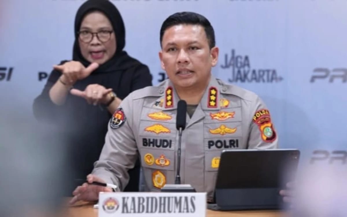 Admin Akun “Pemukiman Setan” Ditangkap, Polisi Ungkap Dugaan Konten Bom Molotov