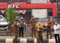 Wujud Kepedulian Sosial, Sekretariat DPRD Banjarmasin Bagikan Masker