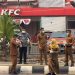 Wujud Kepedulian Sosial, Sekretariat DPRD Banjarmasin Bagikan Masker