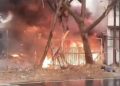 Saksi Ungkap Detik-detik Sebelum Toko Sparepart di Jalan Pramuka Terbakar