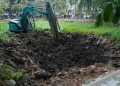 Sedimentasi Menumpuk, Kolam Taman Kamboja Mulai Dikeruk