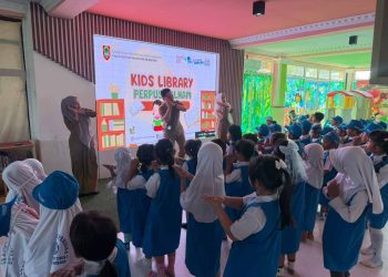 Hari Kunjung Perpustakaan, Puluhan Anak TK Jelajahi Perpustakaan Palnam