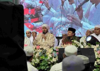 Bersholawat Bersama Habib Syech, Hasnuryadi Ajak Warga Teladani Rasulullah