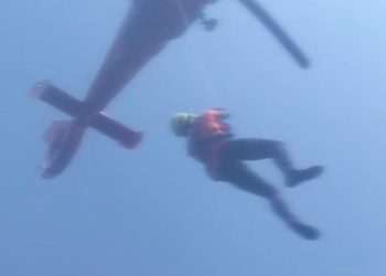 Dua Helikopter Evakuasi 4 Korban KM Virgo dari TB Trans Coal Pacific