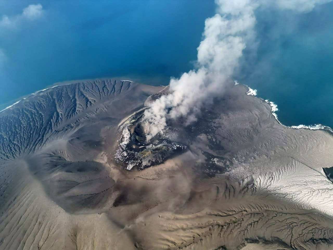 PVMBG Pertahankan Status Siaga Gunung Anak Krakatau, Erupsi Susulan Masih Berpotensi