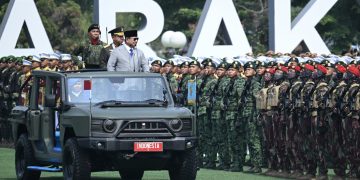 TNI Kuat Bersama Rakyat, Prabowo Ingatkan Prajurit Tak Boleh Berjarak
