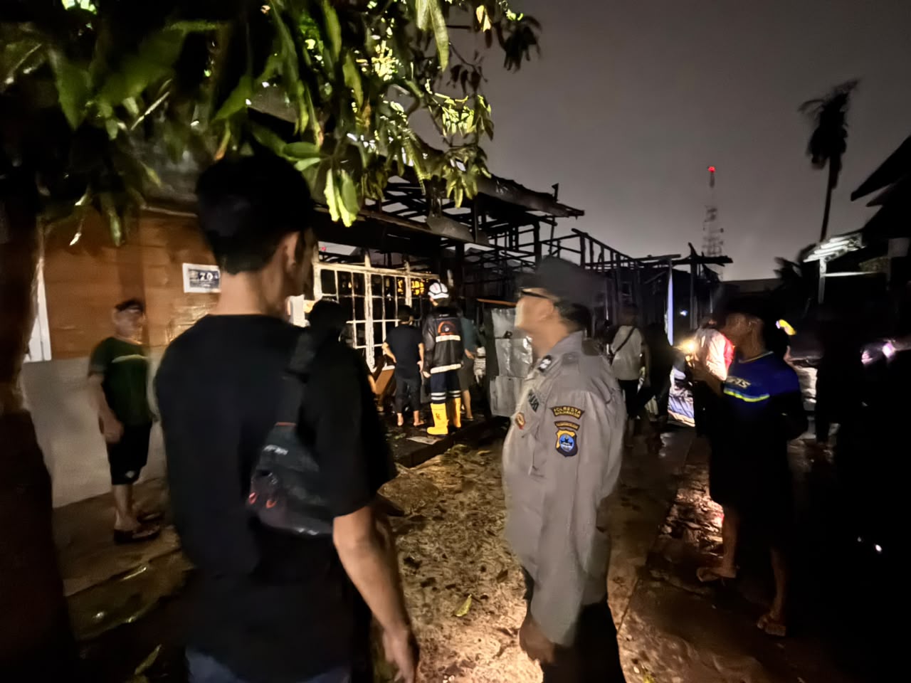 Kebakaran di Tanjung Maya Banjarmasin, Dua Buah Bangunan Hangus Terbakar
